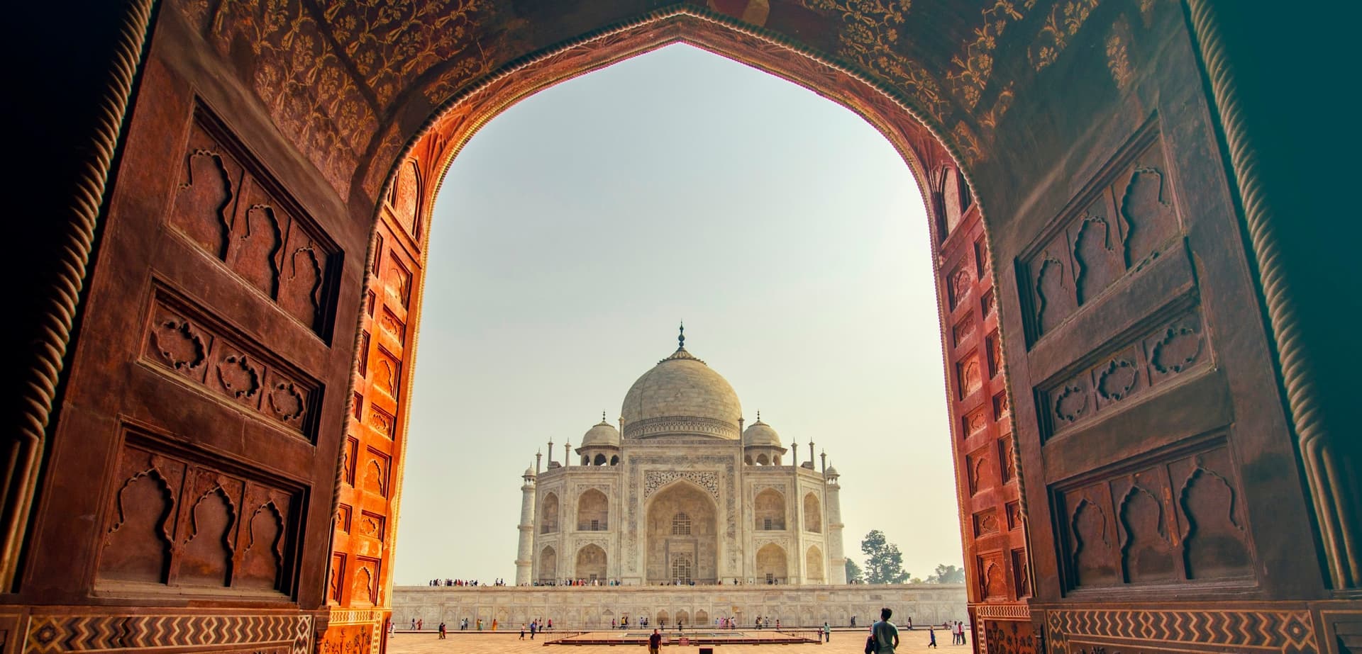 India luxury chauffeur and airport transfer service